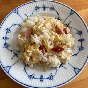 ツナとウインナーのチャーハン